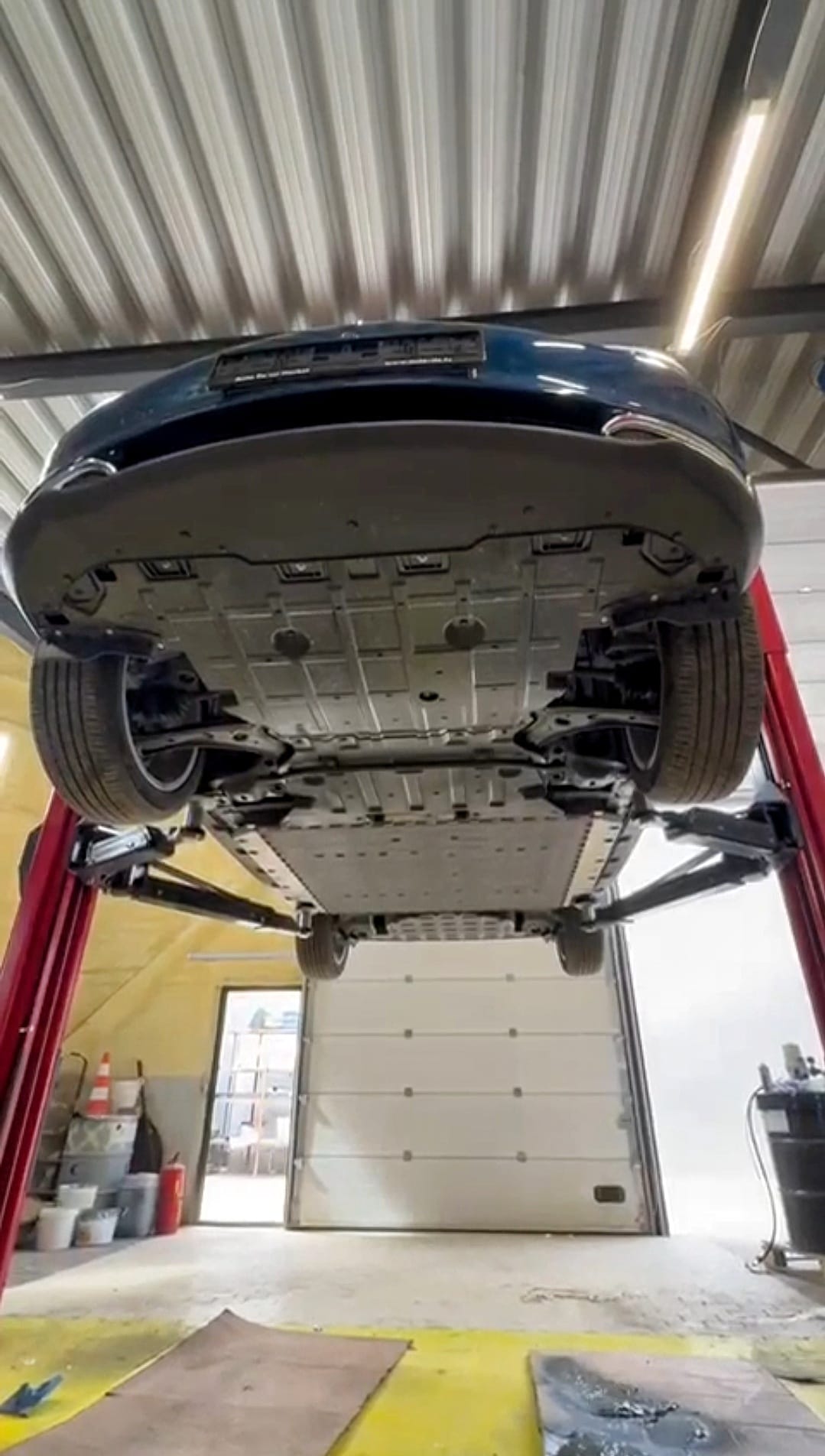 Auto pretrūsas apstrāde 